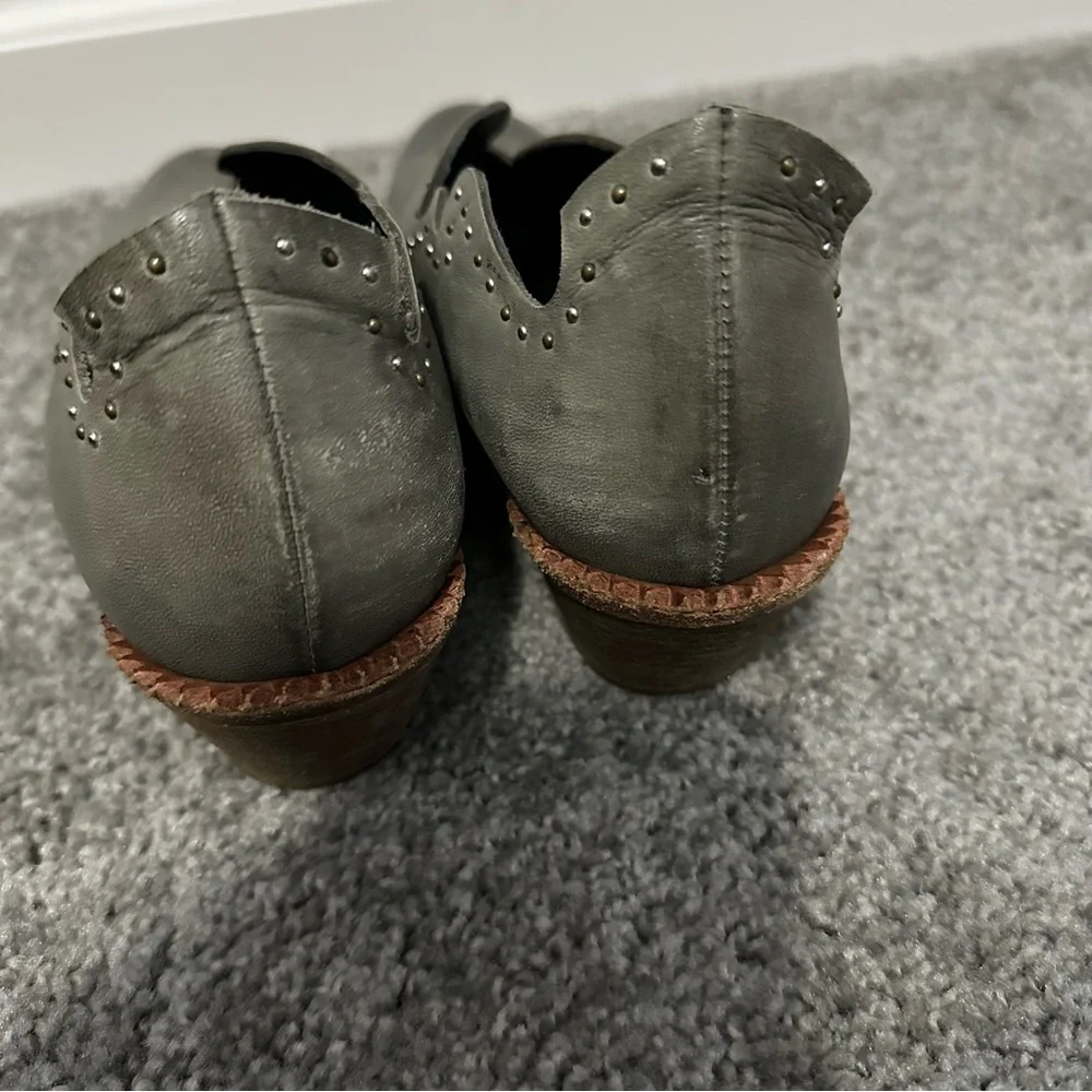 Free People Wild Wyoming Bootie Gray Leather Studded Western Boho Size 8 - Picture 6 of 8